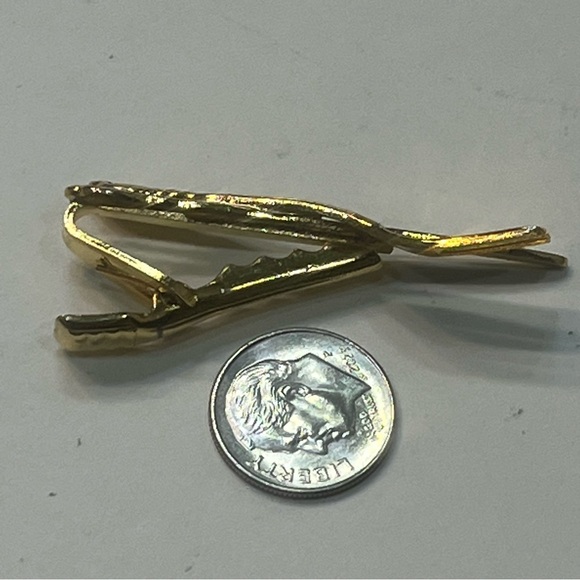 Vintage Myers gold tone utensils tie bar clip - Picture 2 of 2